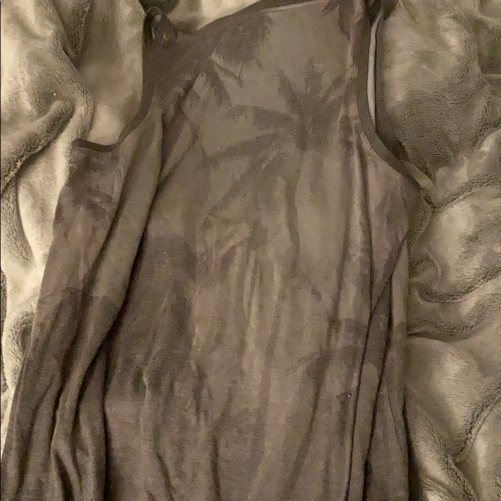 American eagle soft and sexy tank top - Picture 3 of 3